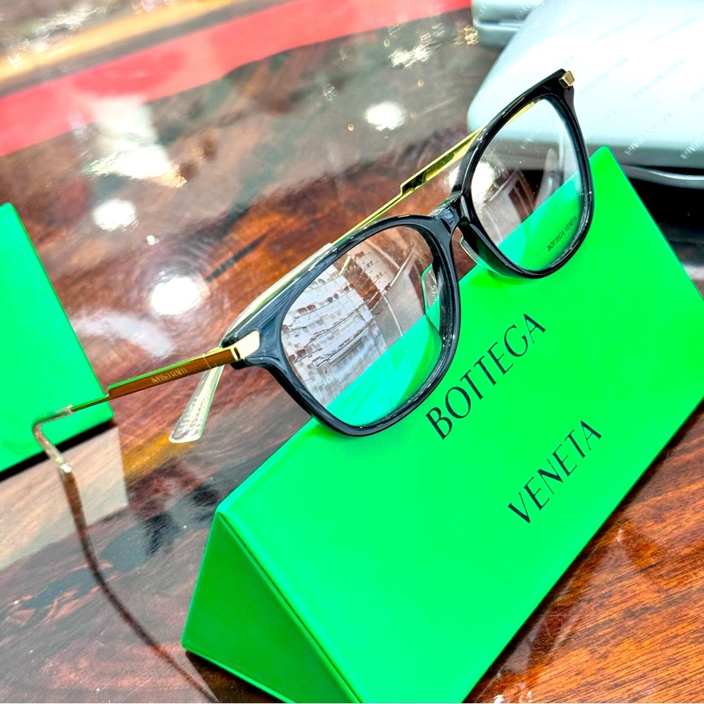 Bottega Veneta Glasses